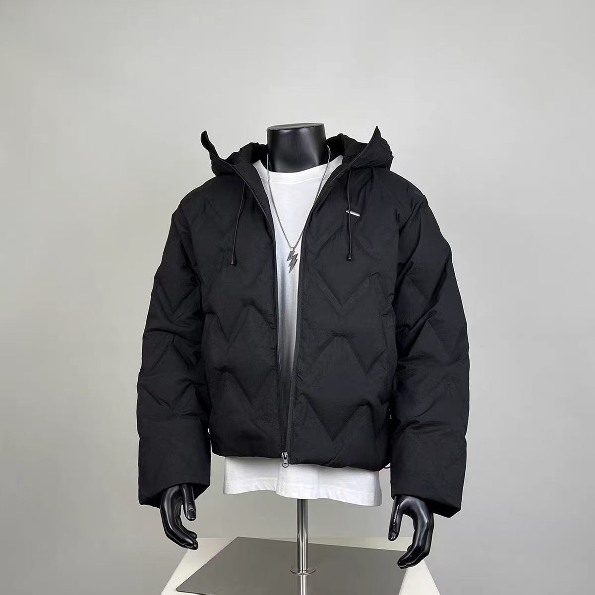 Oversized Cropped Hooded Puffer Jacket - Black Chevron Quilted Streetwear