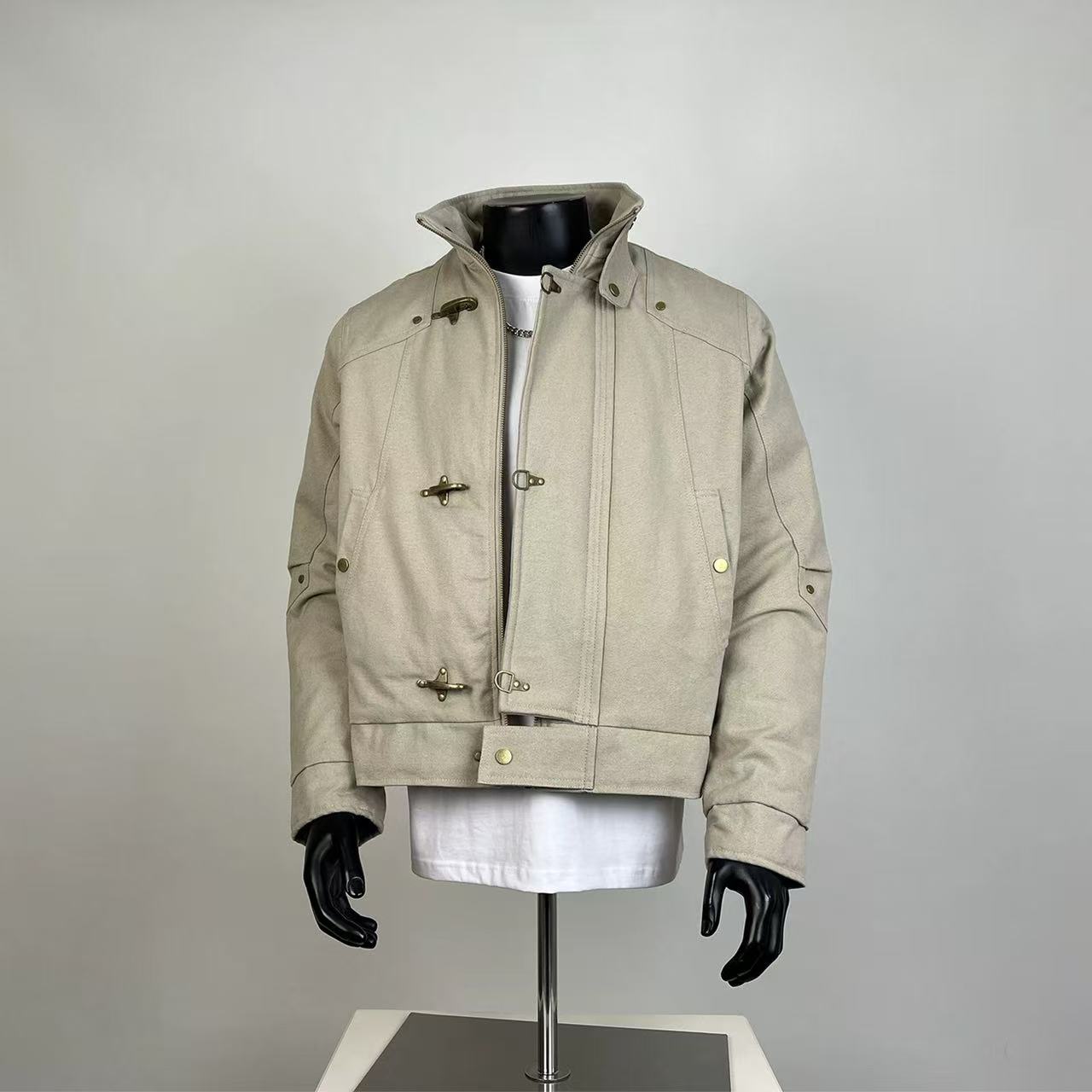 Men's Vintage Beige Canvas Cropped Jacket with Gold D-Ring Fasteners